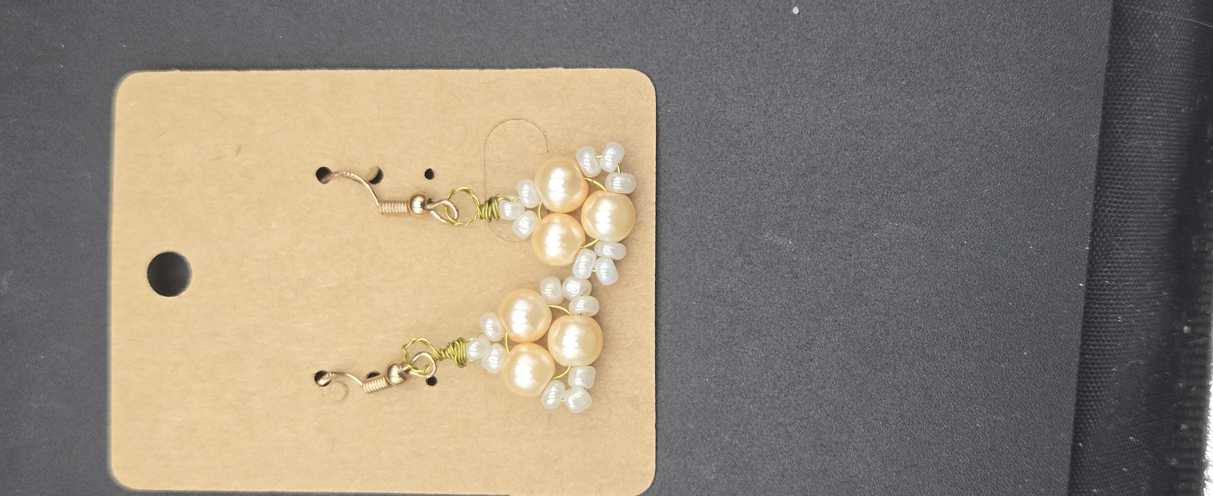 Boucle d'oreille 