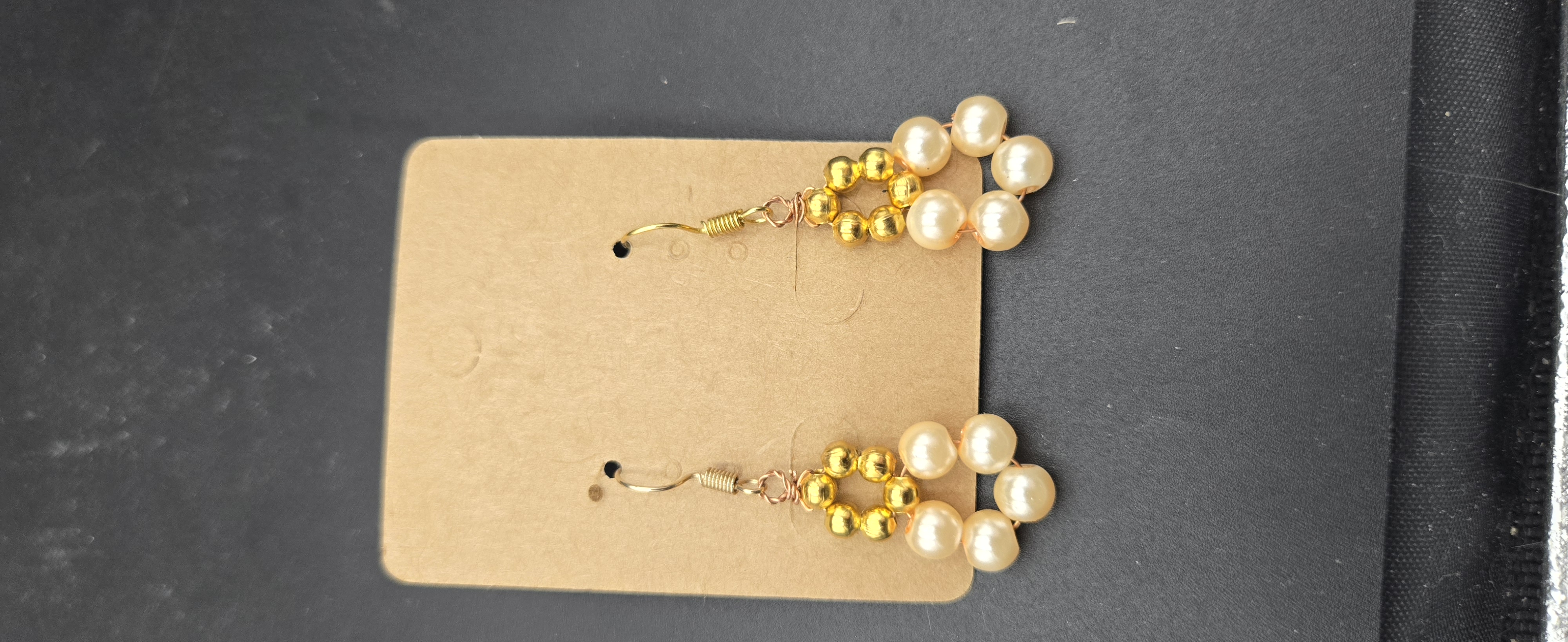 Boucle d'oreille 