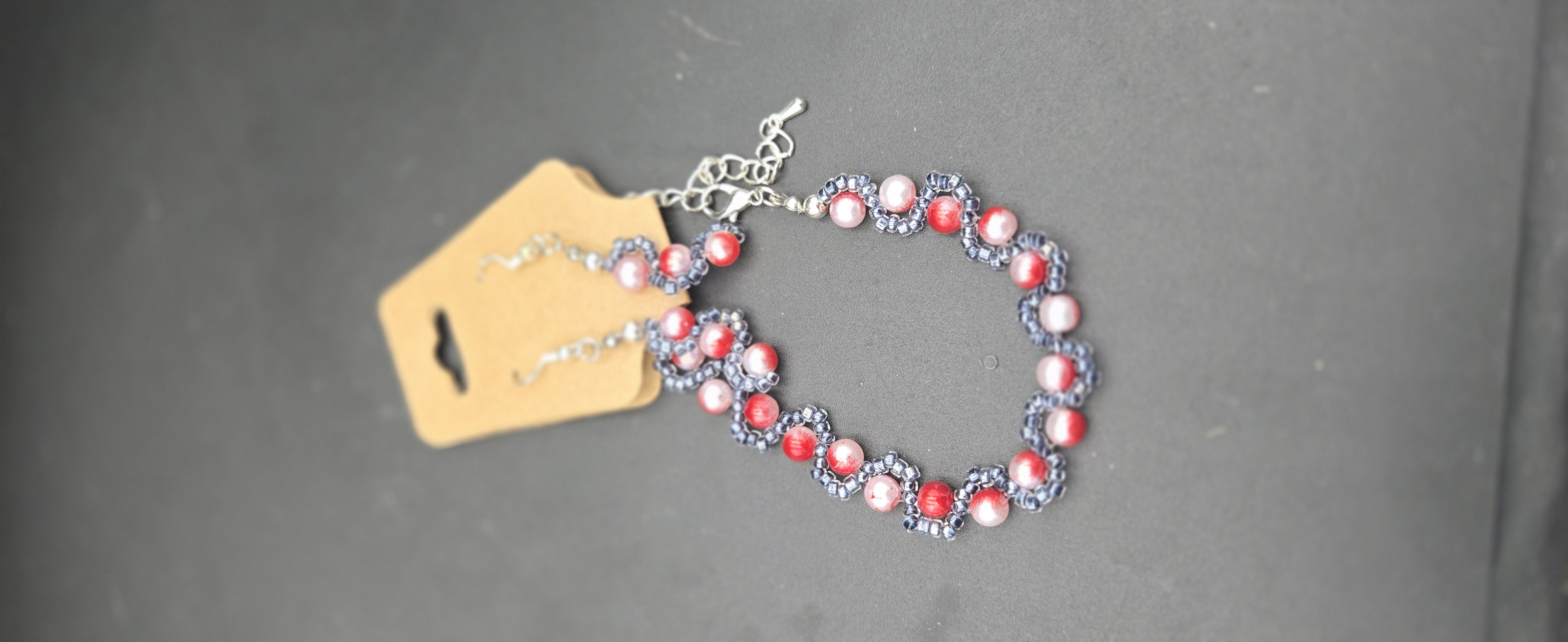 Boucle d'oreille et bracelet