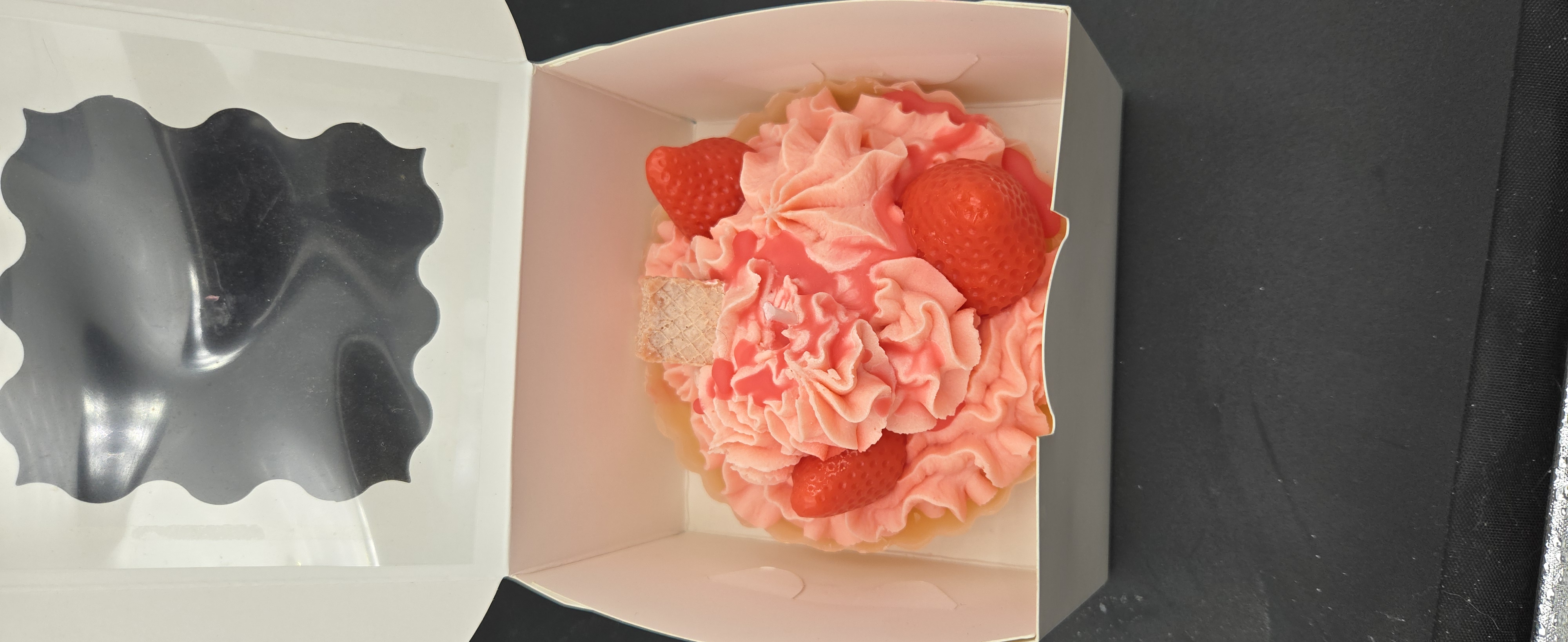 Bougie tartelette a la fraise 